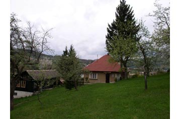 Slovacia Chata Nová Baňa, Exteriorul